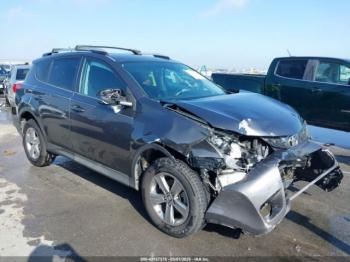  Salvage Toyota RAV4