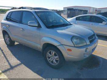  Salvage Hyundai TUCSON