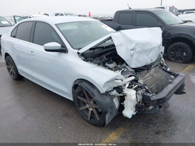  Salvage Volkswagen Jetta