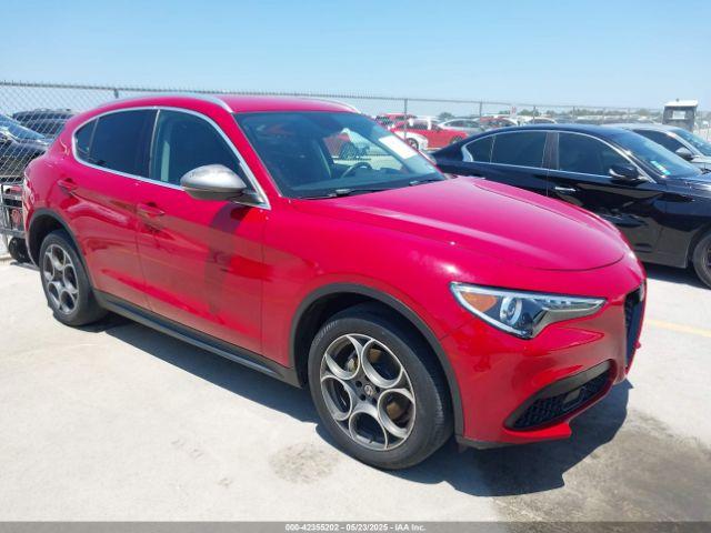  Salvage Alfa Romeo Stelvio
