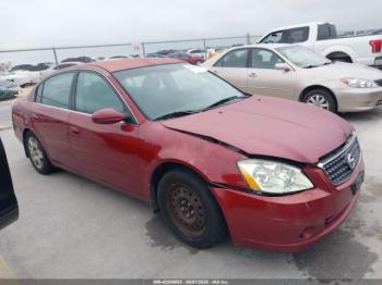  Salvage Nissan Altima