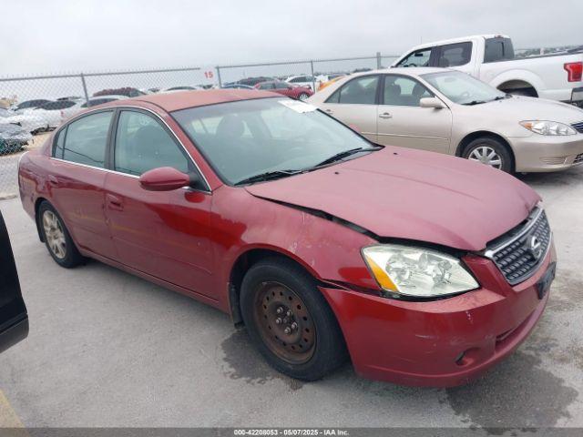  Salvage Nissan Altima