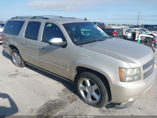  Salvage Chevrolet Suburban 1500
