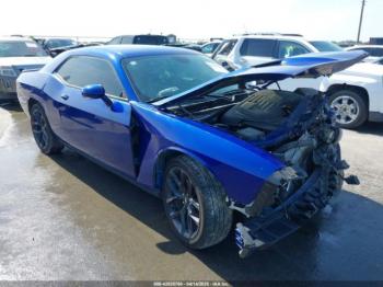  Salvage Dodge Challenger