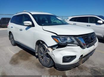  Salvage Nissan Pathfinder