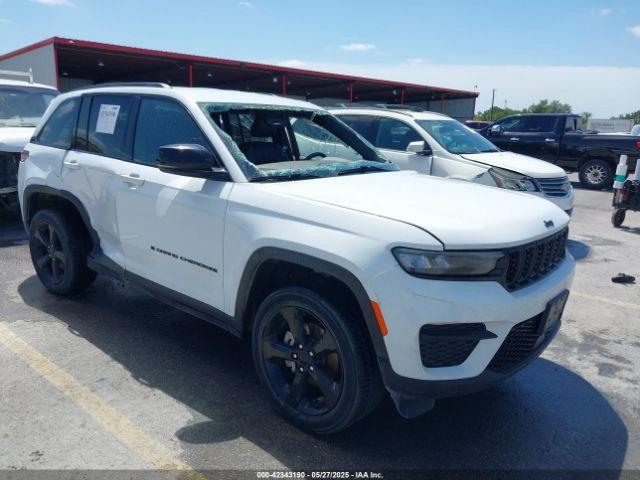  Salvage Jeep Grand Cherokee
