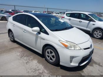  Salvage Toyota Prius