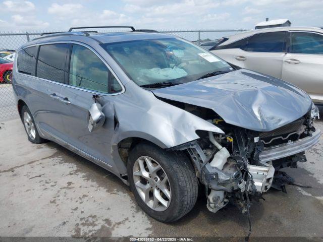  Salvage Chrysler Pacifica