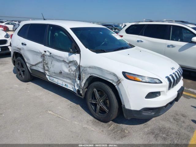  Salvage Jeep Cherokee