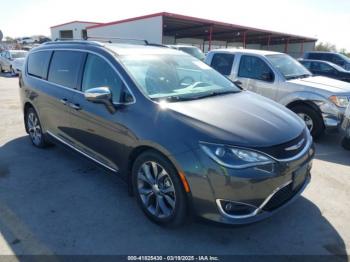  Salvage Chrysler Pacifica