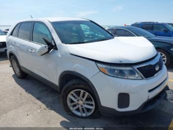  Salvage Kia Sorento