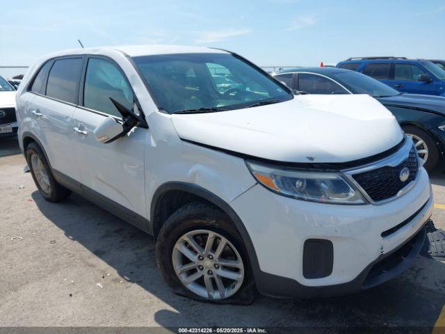  Salvage Kia Sorento