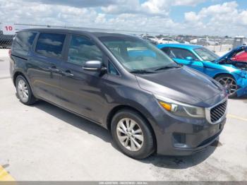  Salvage Kia Sedona