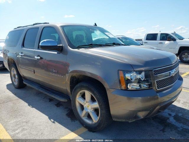  Salvage Chevrolet Suburban 1500