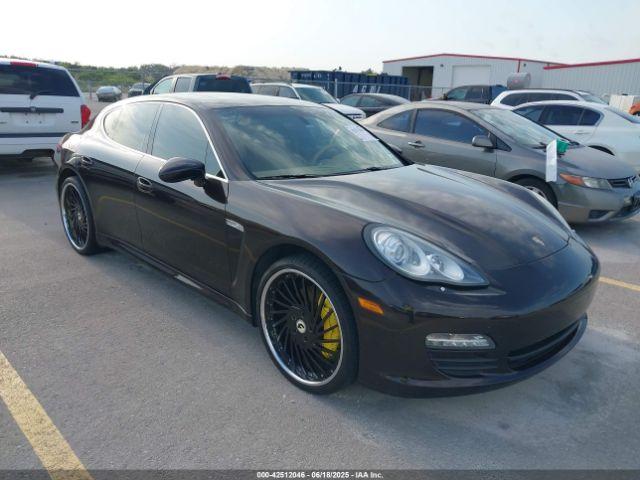  Salvage Porsche Panamera