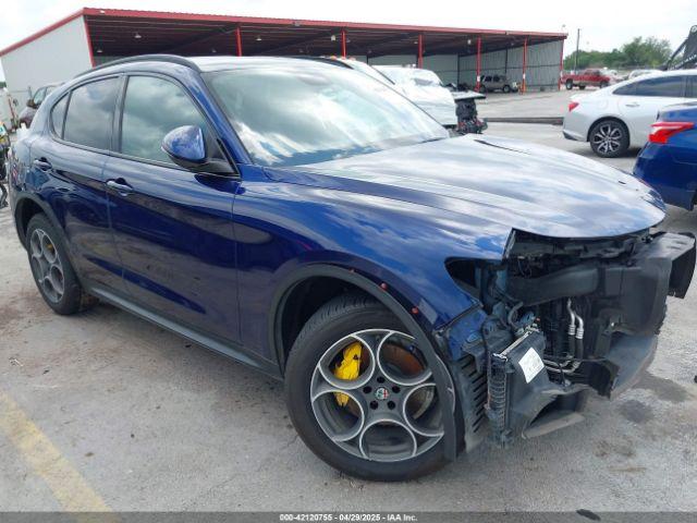  Salvage Alfa Romeo Stelvio