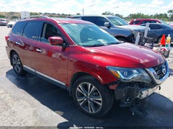  Salvage Nissan Pathfinder