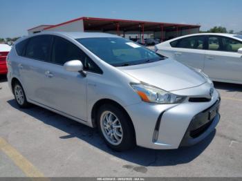  Salvage Toyota Prius v