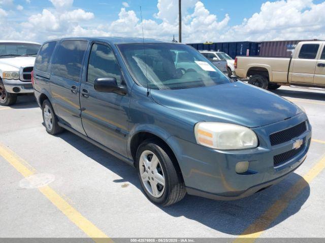  Salvage Chevrolet Uplander