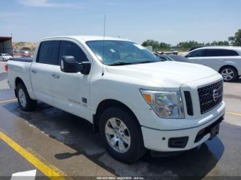  Salvage Nissan Titan