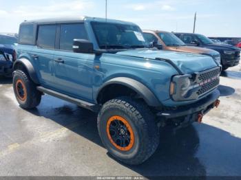  Salvage Ford Bronco