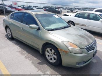 Salvage Nissan Altima