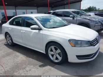  Salvage Volkswagen Passat