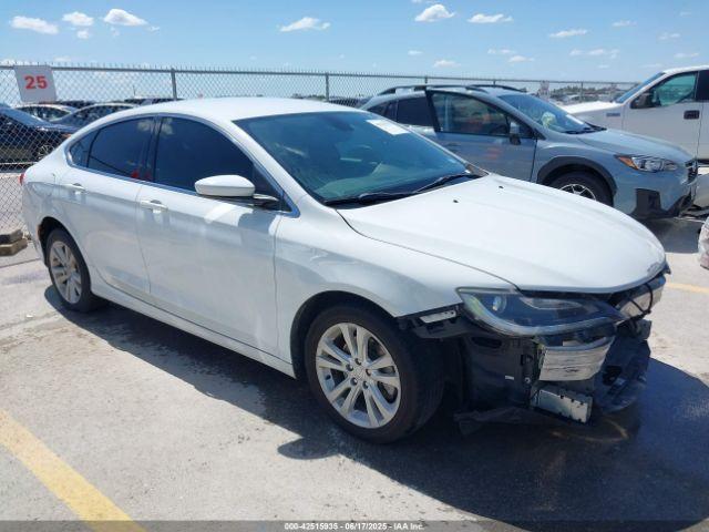  Salvage Chrysler 200