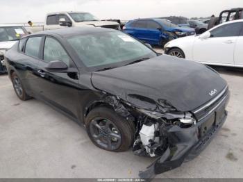  Salvage Kia K4