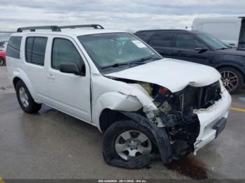  Salvage Nissan Pathfinder