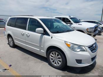  Salvage Volkswagen Routan