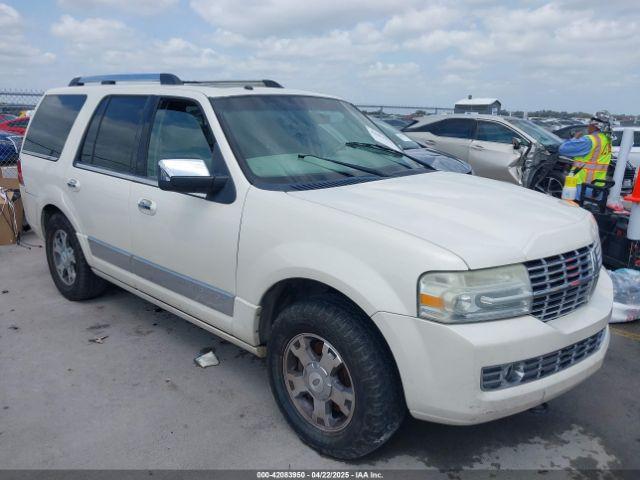  Salvage Lincoln Navigator