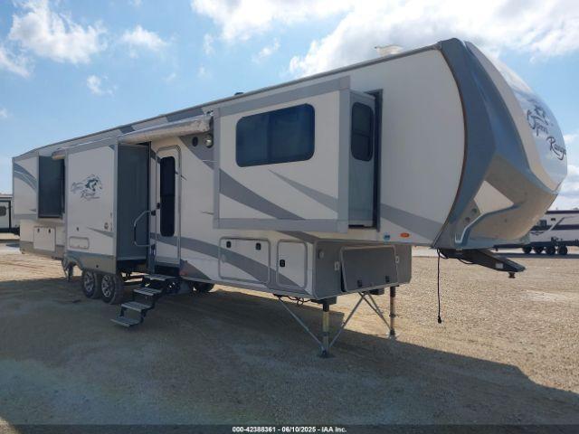  Salvage Highland Ridge Roamer Series
