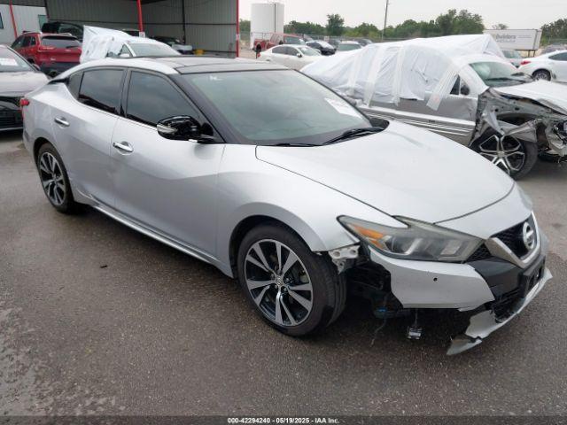  Salvage Nissan Maxima