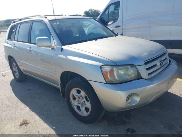  Salvage Toyota Highlander