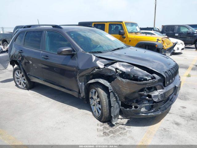  Salvage Jeep Cherokee