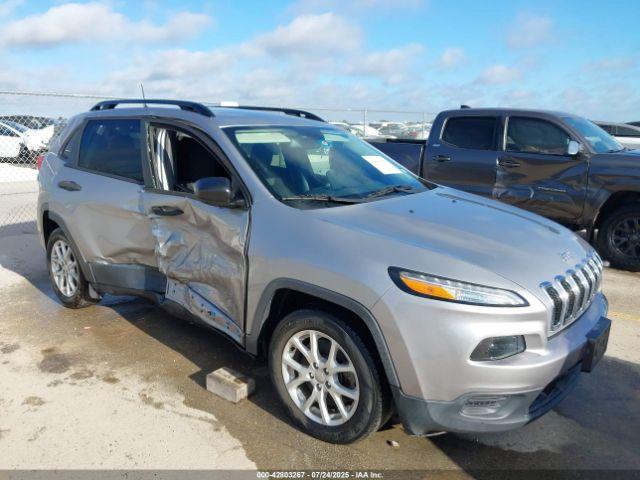  Salvage Jeep Cherokee