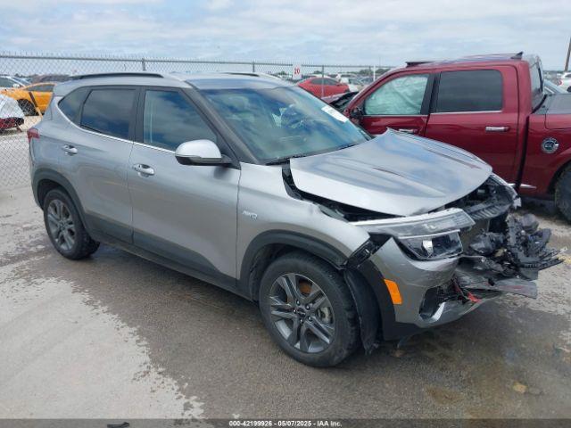  Salvage Kia Seltos