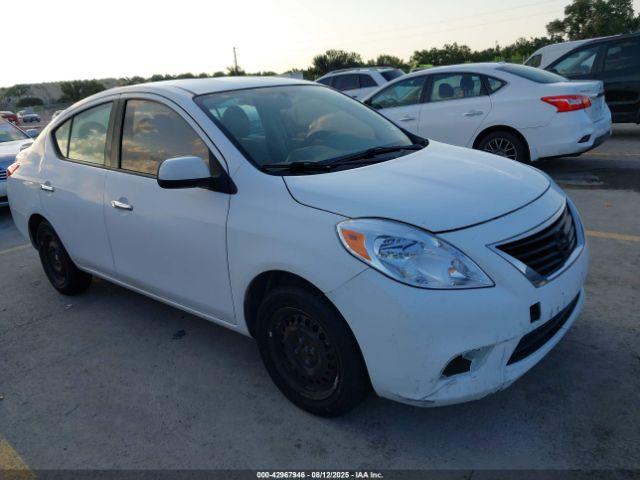  Salvage Nissan Versa