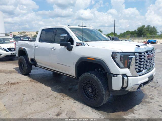  Salvage General Motors Sierra 2500HD
