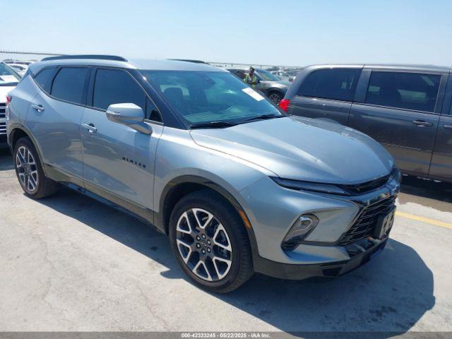  Salvage Chevrolet Blazer
