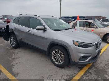  Salvage Jeep Cherokee
