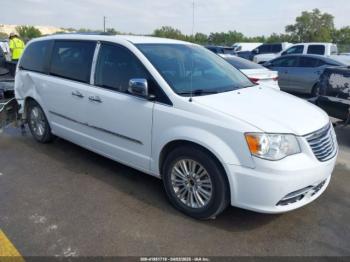  Salvage Chrysler Town & Country