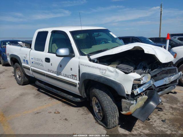  Salvage Chevrolet Silverado 2500