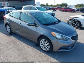  Salvage Kia Forte