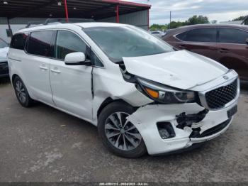  Salvage Kia Sedona