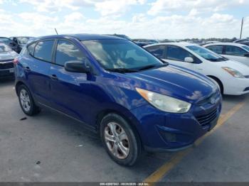  Salvage Hyundai TUCSON