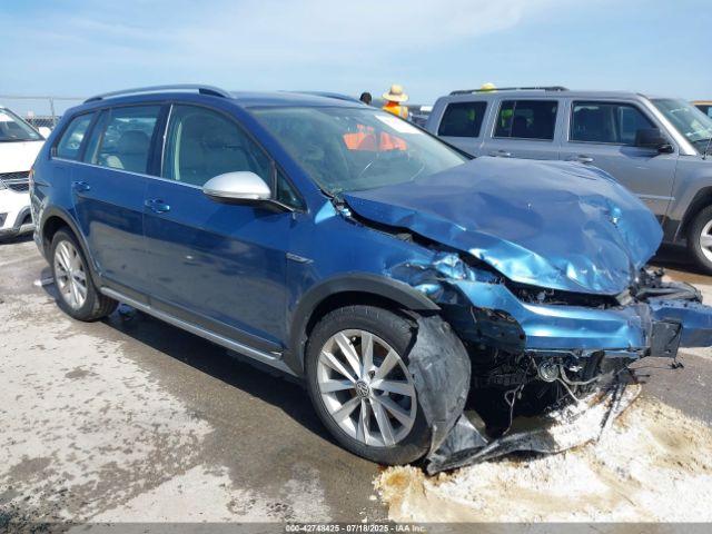  Salvage Volkswagen Golf