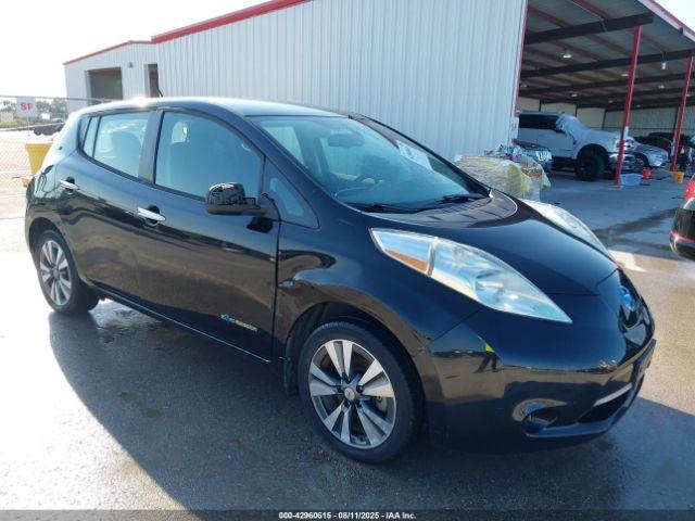  Salvage Nissan LEAF