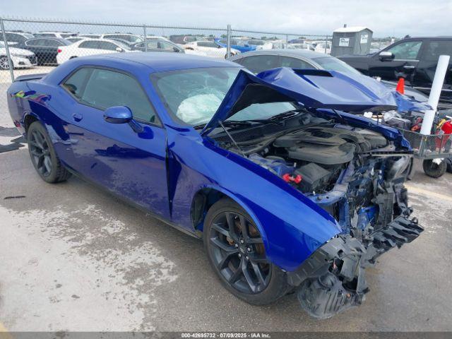  Salvage Dodge Challenger